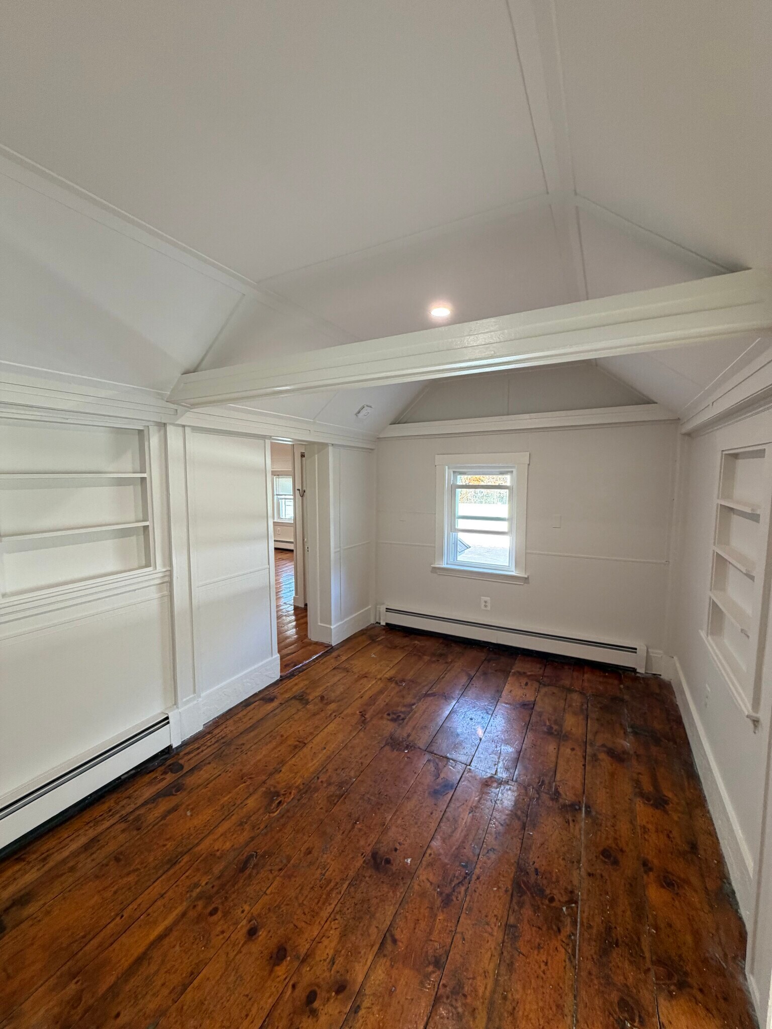 Building Photo - 27 Grove St