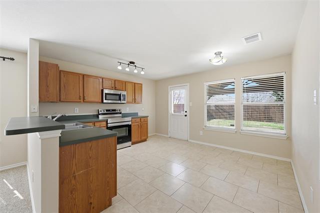 Building Photo - 2701 Cattleman Dr