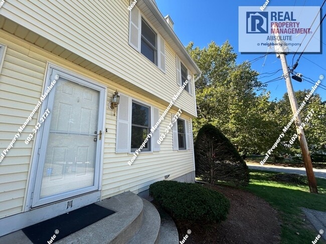 Building Photo - Spacious 3 bed 2.5 bath Townhome in Kessle...