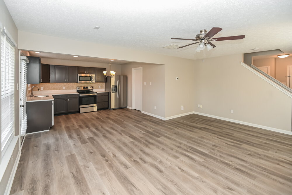 Building Photo - 831 Littleton Dr