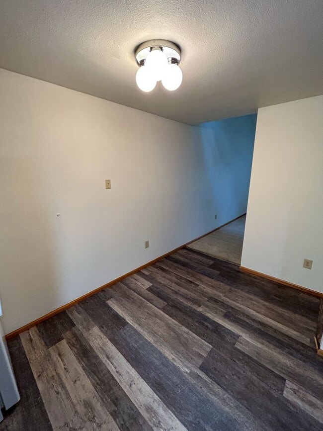 Building Photo - Renton Highlands 1 Bed 1 Bath Condo for Lease!