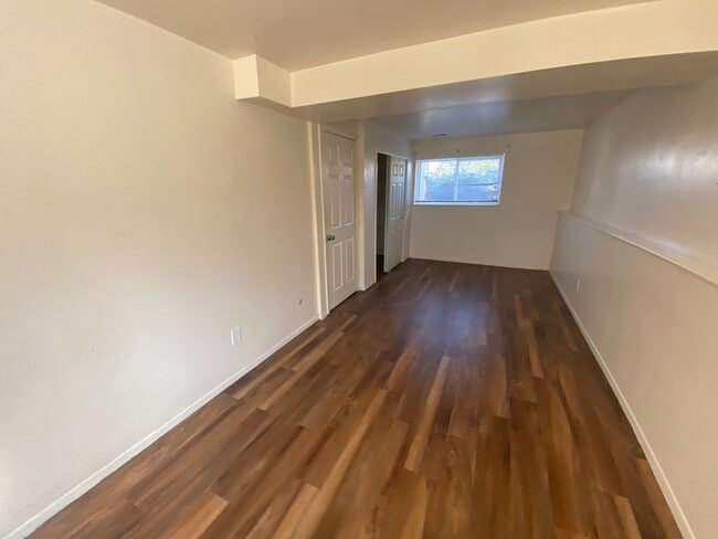 Building Photo - Nice 3 Bedroom Home in South Aurora