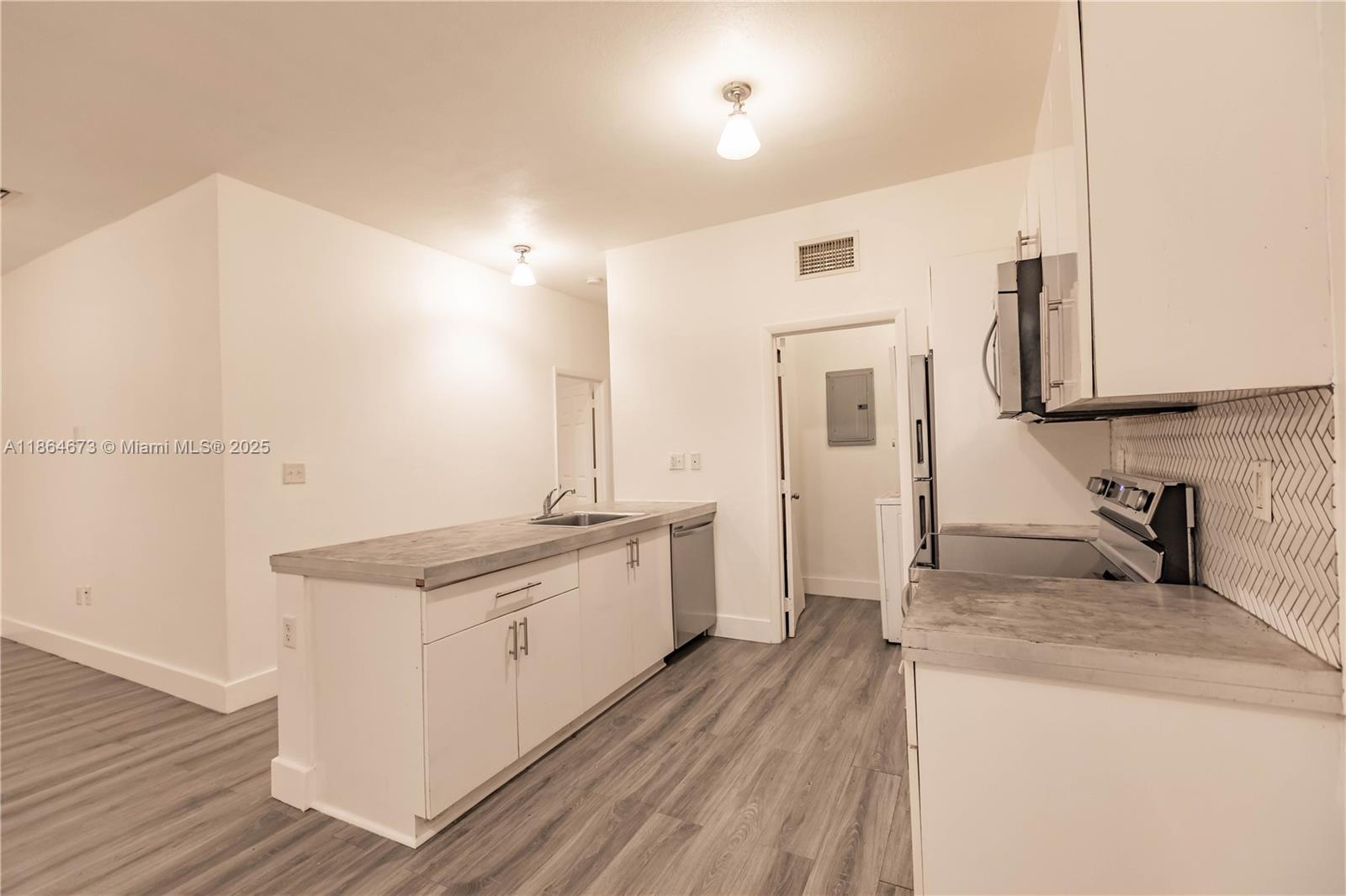 Building Photo - 445 NW 77th St