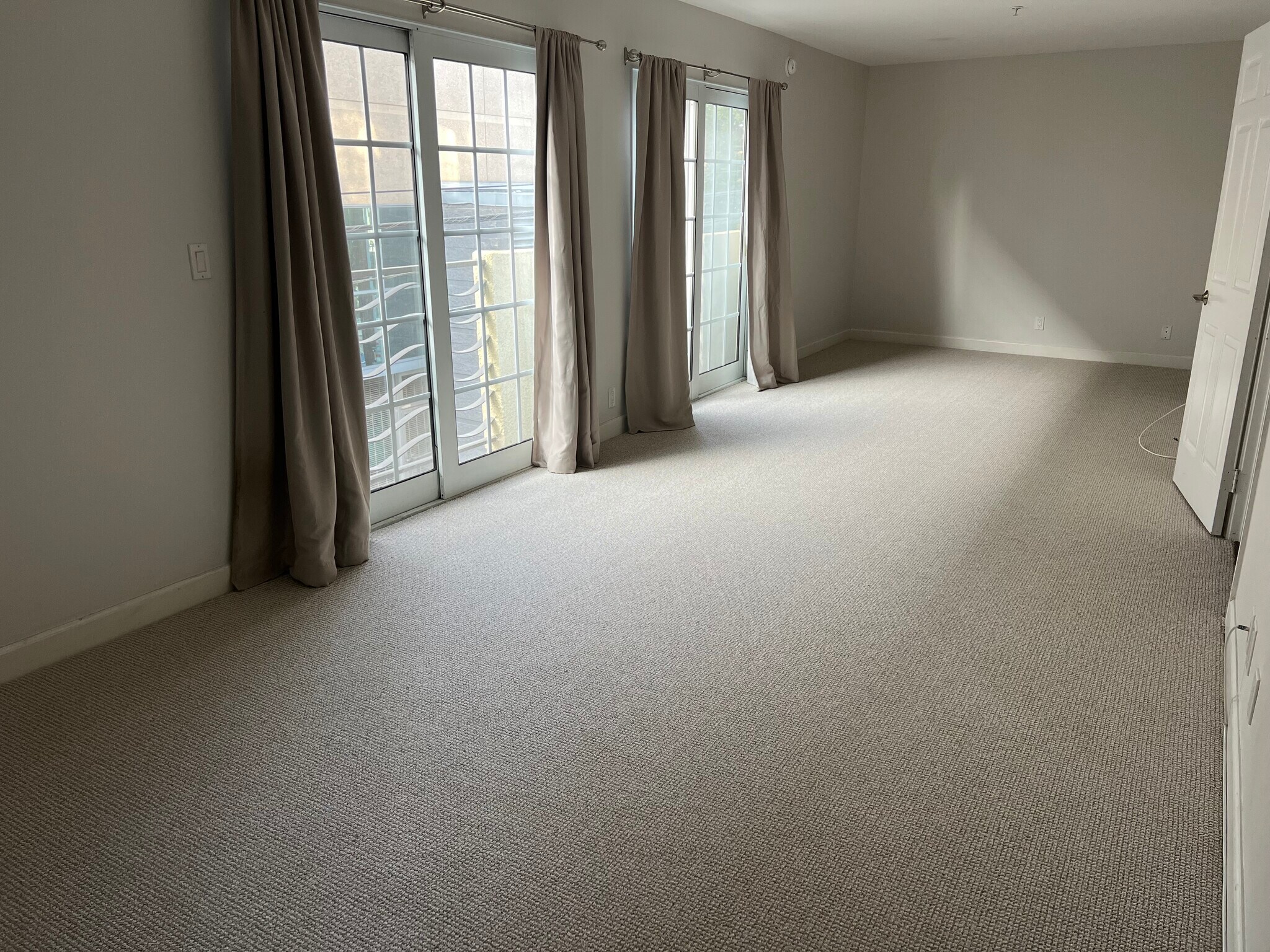 Building Photo - 1817 Selby Ave