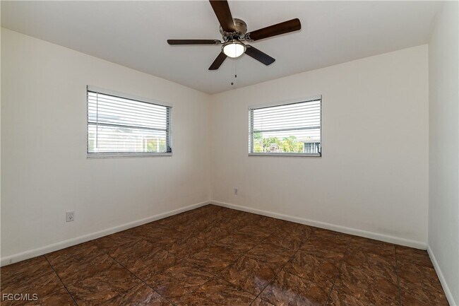 Building Photo - 2155 Tropic Ave