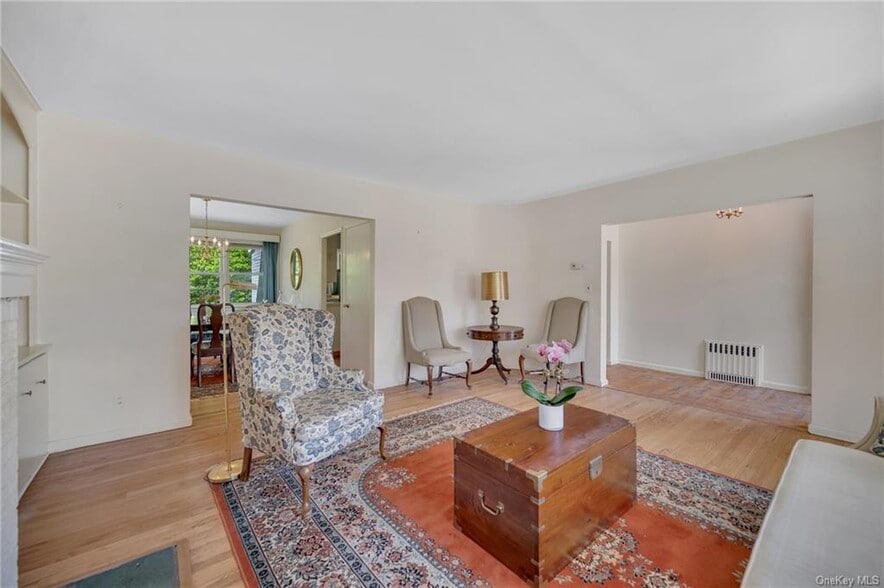 Building Photo - 6 Wildway