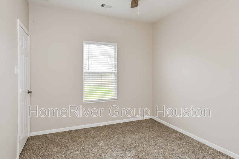 Building Photo - 1843 Macondray Dr