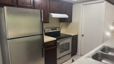 Building Photo - 1119 Goldenrod Rd