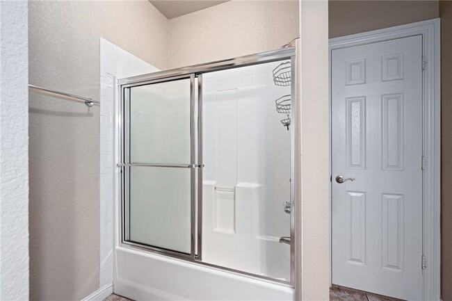Building Photo - 6500 Riley Park Dr