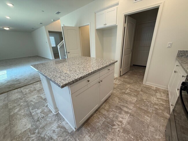 Building Photo - Victorville- New Richmond Home, 3 bedrooms...