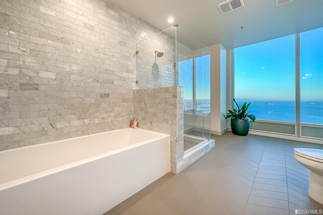 Building Photo - 401 Harrison St