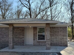 Building Photo - TEDDY DUPLEX