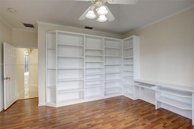 Building Photo - 2536 Eagle Run Ct