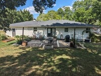 Building Photo - 6405 Haskell Ave