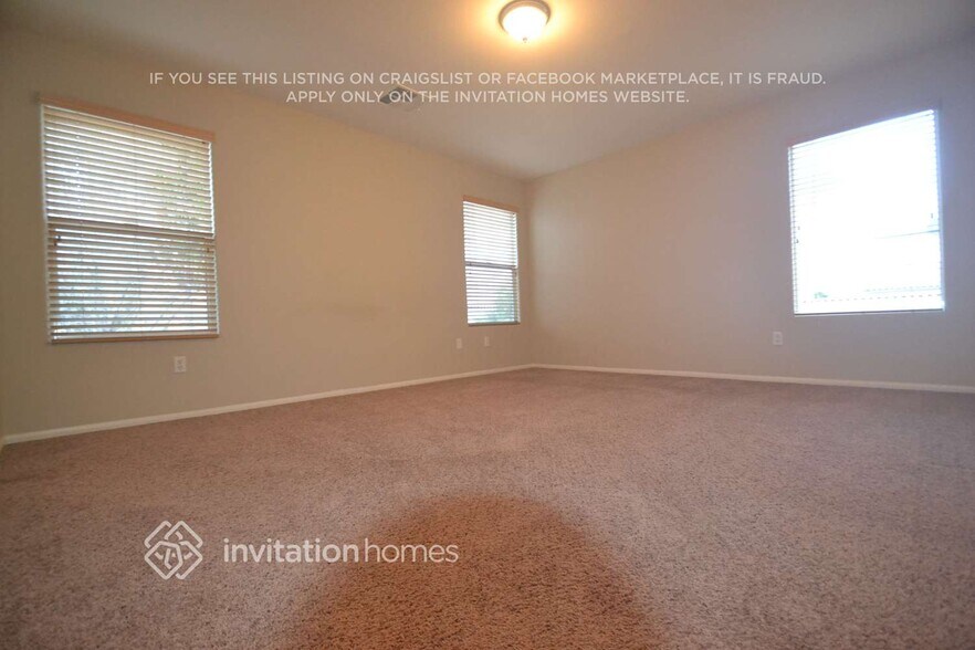 Building Photo - 11169 Alora St