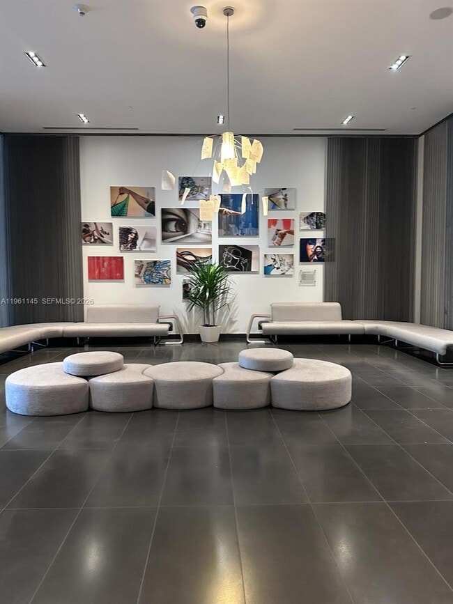 Building Photo - 1600 NE 1st Ave