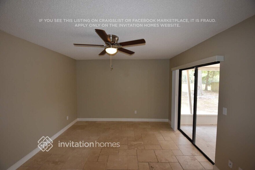 Building Photo - 1617 Carter Oaks Dr