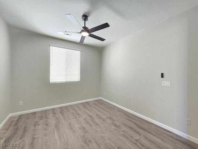 Building Photo - 10632 Open Range Ct