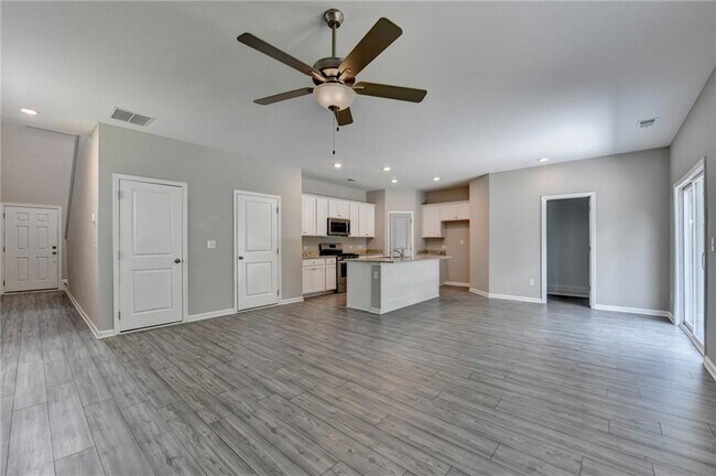 Building Photo - 125 Osprey Overlook Dr