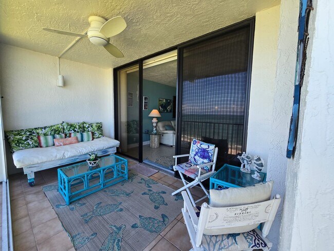 Building Photo - Paradise Found! 13th Floor Condo 3/2