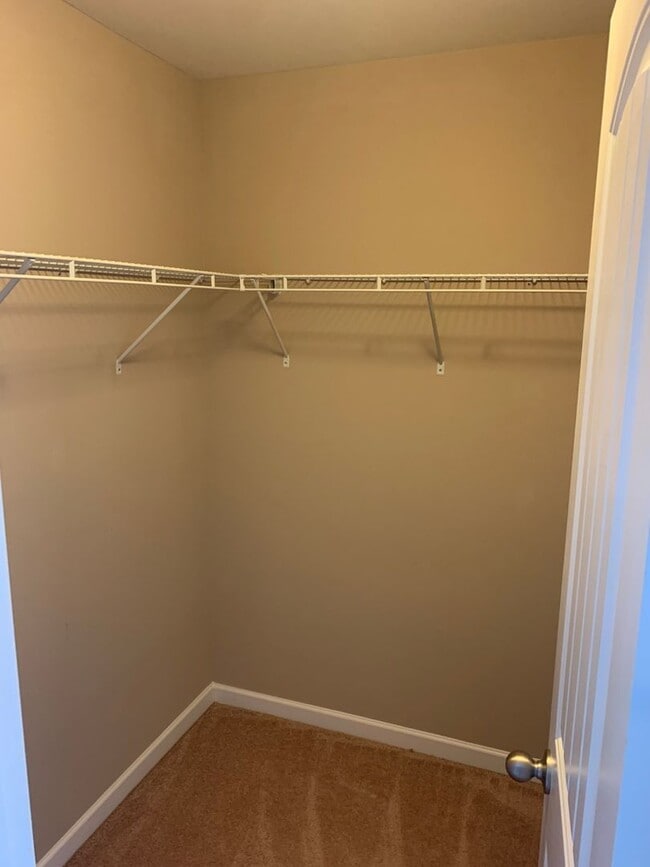 Building Photo - Traemoor Village Townhome