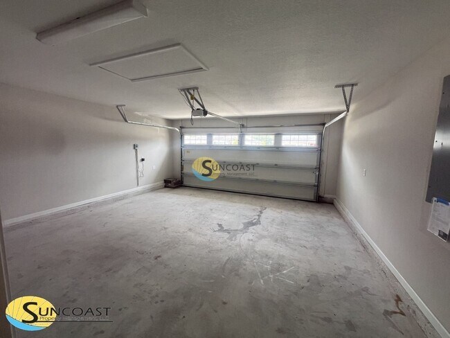 Building Photo - 8777 Kaye Ln