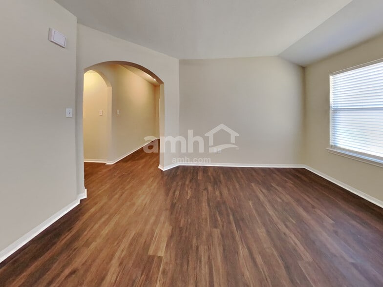 Building Photo - 2414 Teal Run Place Dr