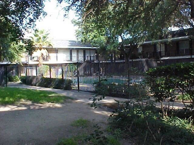 Building Photo - 6405 Westward St