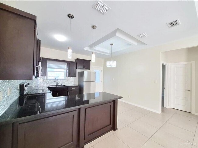 Building Photo - 3109 Javalina Ave