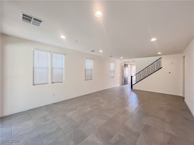 Building Photo - 11870 River Hawk Ave