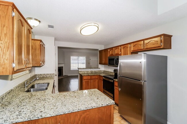 Building Photo - 10010 Cameron Ridge TR