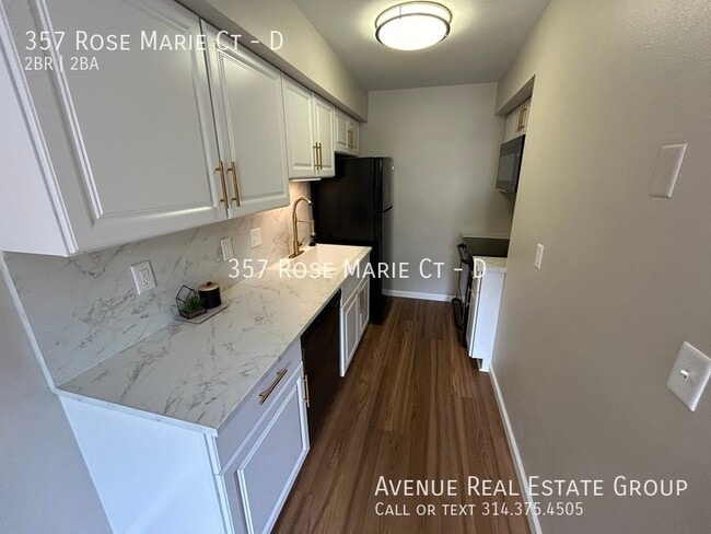 Building Photo - 357 Rose Marie Ct