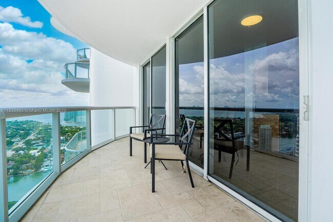 Building Photo - 6365 Collins Ave