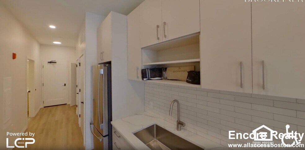 Building Photo - 5 Washington St