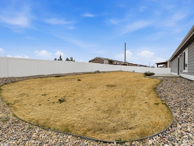 Building Photo - Excellent 3-Bedroom Home in Evans With Great Backyard & Attached Garage!