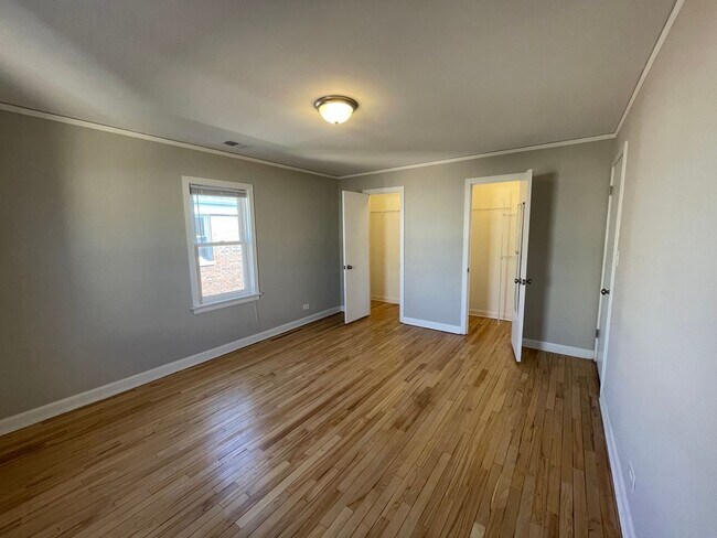 Building Photo - 371 Central Ave