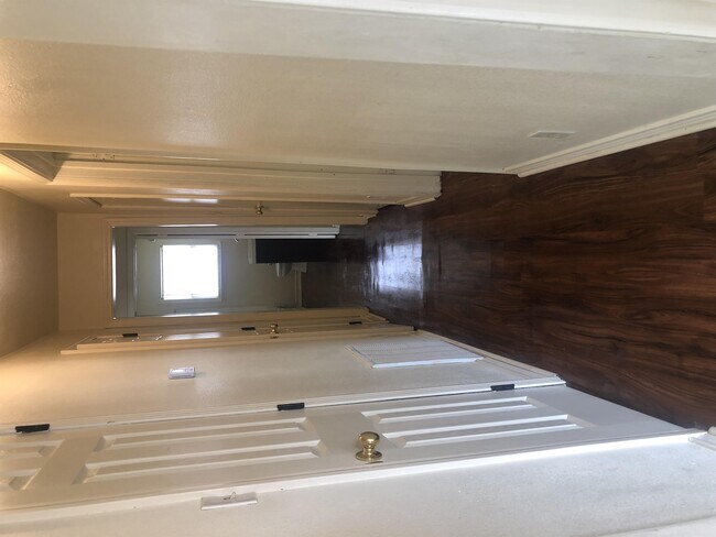 Building Photo - 2003 Seattle Ave