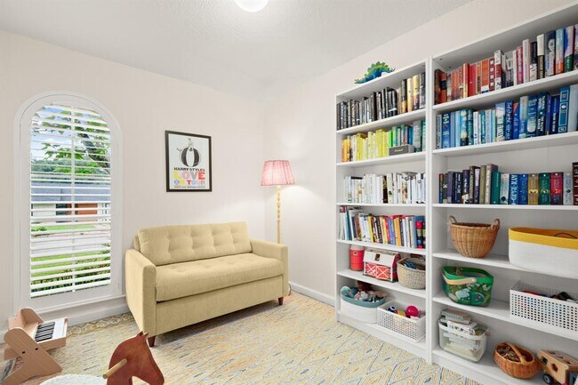 Building Photo - 5212 Provencial Dr