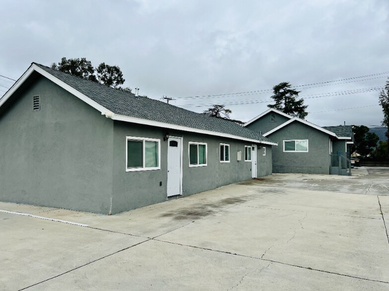 Building Photo - 21633 Cottonwood Ave