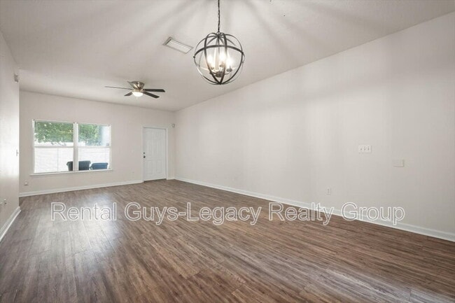 Building Photo - 512 Southbranch Dr