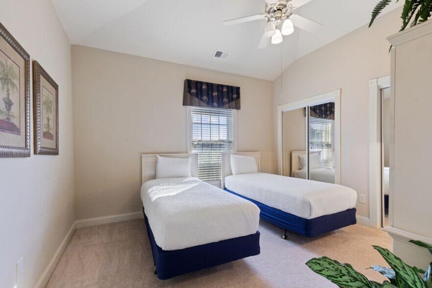 Building Photo - 4889 Magnolia Pointe Ln