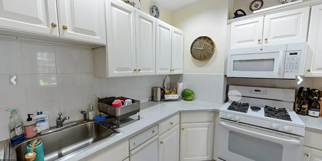 Building Photo - 20 Dean Rd