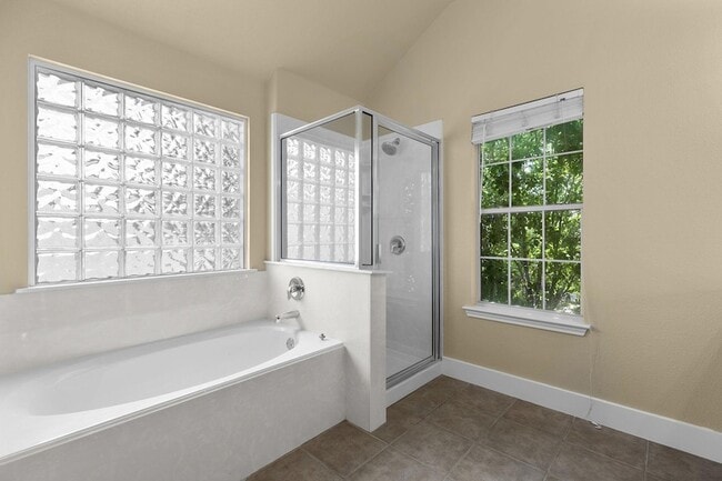 Building Photo - 10128 Channel Island Dr