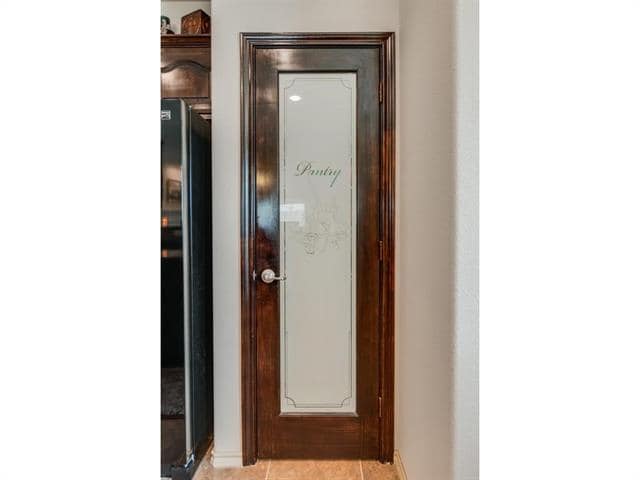 Building Photo - 4624 Lazy Oaks St