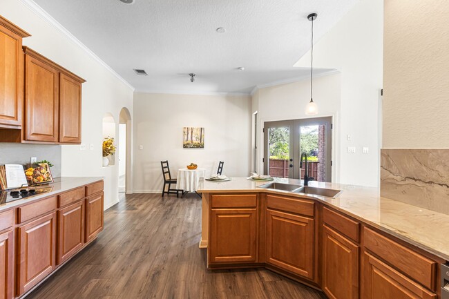 Building Photo - Corner Lot Beauty in Stone Oak Area