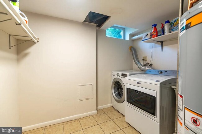 Building Photo - 3026 Kadala Pl