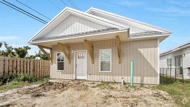 Building Photo - *** MOVE IN SPECIAL *** 3 BED 2 BATH