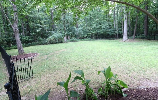 Building Photo - 109 Candy Apple Ct