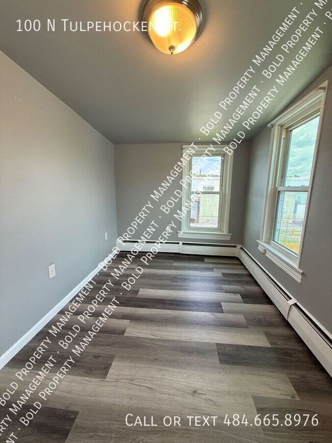 Building Photo - 100 N Tulpehocken St