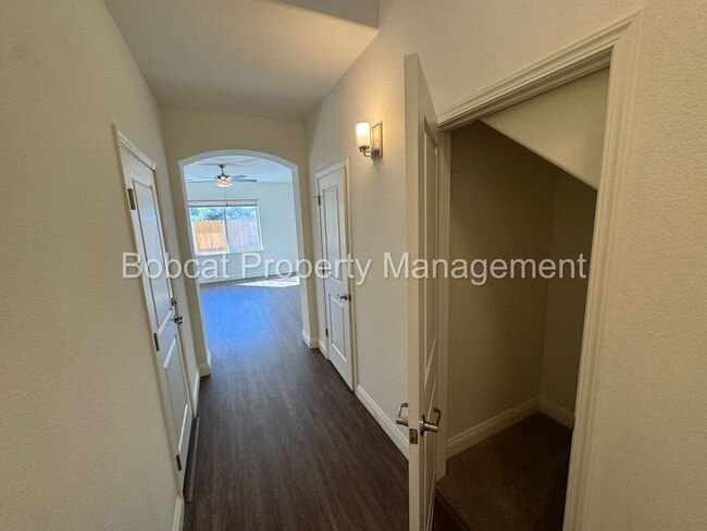 Building Photo - 1226 Saltern Dr